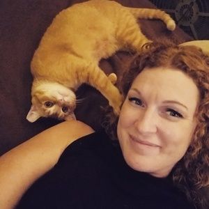 Meet your Posher, Carlee